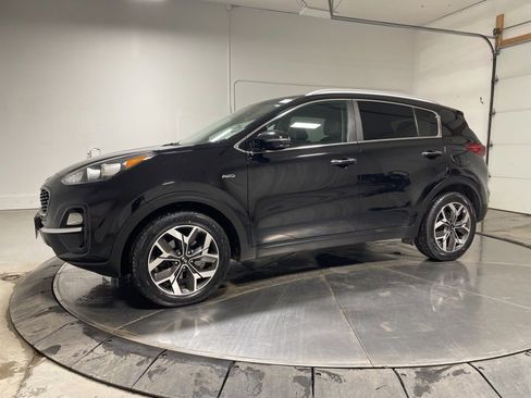 Used 2020 Kia Sportage EX image 4