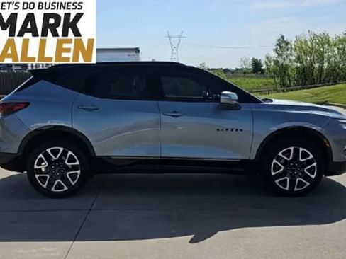 Used 2024 Chevrolet Blazer RS w/ LPO, Sport Package FWD image 9
