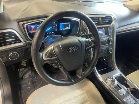 Used 2018 Ford Fusion S image 21