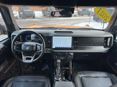Used 2021 Ford Bronco Badlands image 19