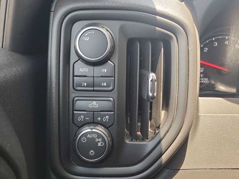 Used 2025 Chevrolet Silverado 1500 Custom Trail Boss w/ LPO, Dark Essentials Package AWD/4WD image 25