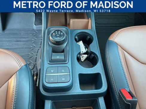 Certified 2022 Ford Maverick Lariat w/ Lariat Luxury Package image 21