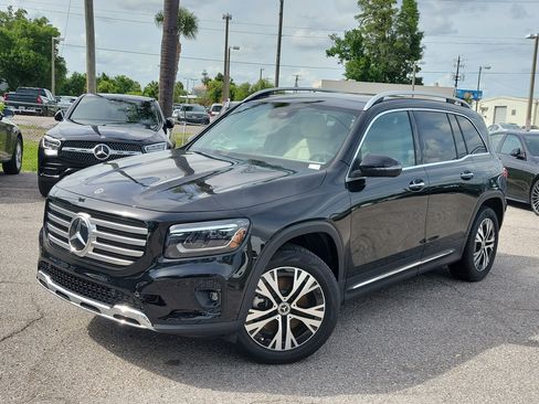 Certified 2026 Mercedes-Benz GLB 250 image 1