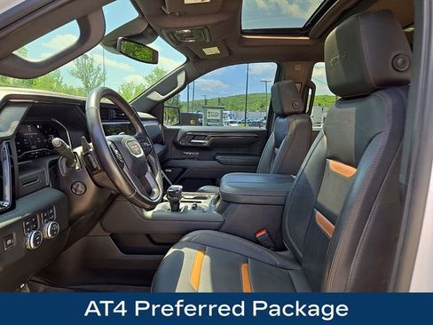 Used 2023 GMC Sierra 1500 AT4 w/ AT4 Preferred Package AWD/4WD image 2