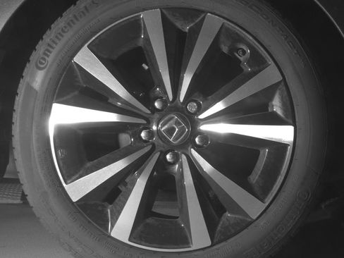 Used 2024 Honda Civic EX-L image 16