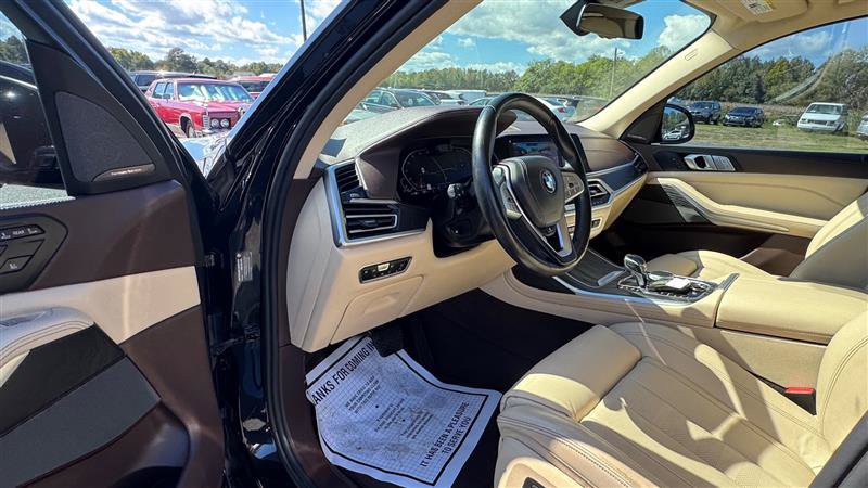 Used 2019 BMW X7 xDrive50i w/ Cold Weather Package AWD/4WD image 31