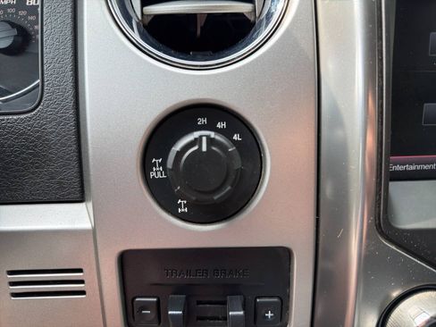 Used 2014 Ford F150 FX4 w/ Equipment Group 402A Luxury AWD/4WD image 34