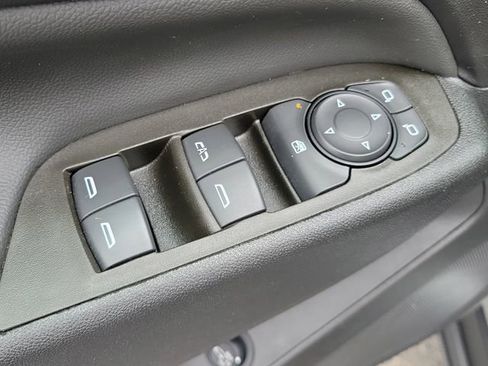 Certified 2023 Chevrolet Equinox LT FWD image 22
