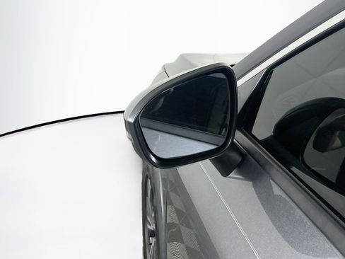 Used 2023 Nissan Rogue SV FWD image 16