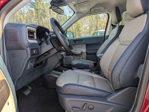 New 2026 Ford Maverick Lariat w/ 4K Tow Package image 11