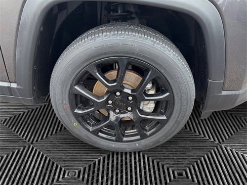 Used 2022 Jeep Compass Latitude w/ Sun and Sound Group image 15