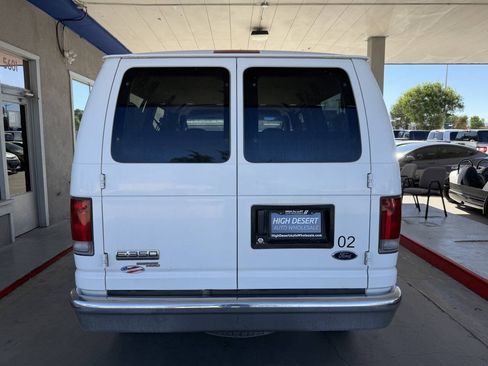 Used 2007 Ford E-350 and Econoline 350 XL RWD image 7