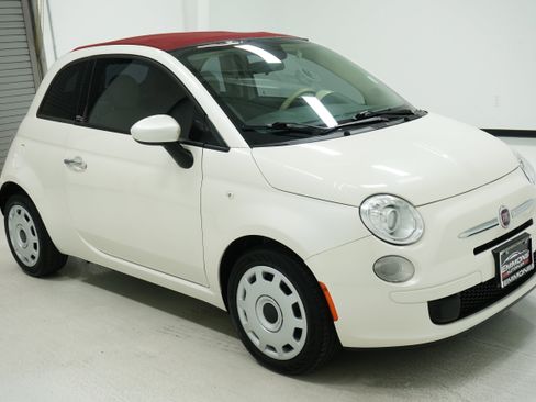 Used 2015 FIAT 500 Pop image 3
