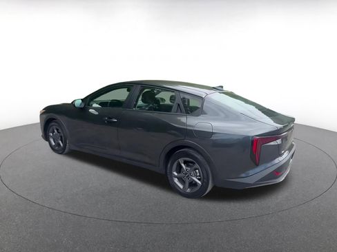 Used 2025 Kia K4 FWD image 10