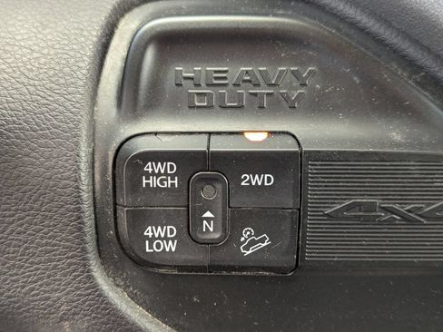 Used 2024 RAM 2500 Big Horn w/ Off Road Package AWD/4WD image 16