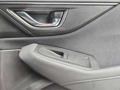 Used 2020 Subaru Outback Premium image 28