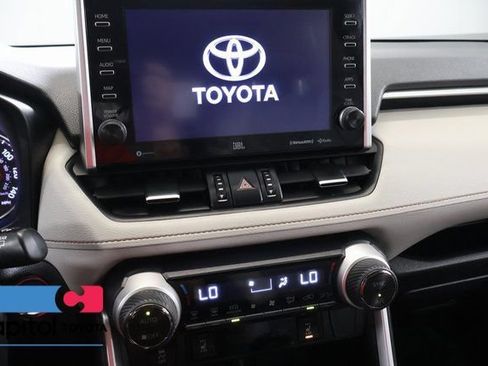 Certified 2022 Toyota RAV4 XLE Premium AWD/4WD image 21