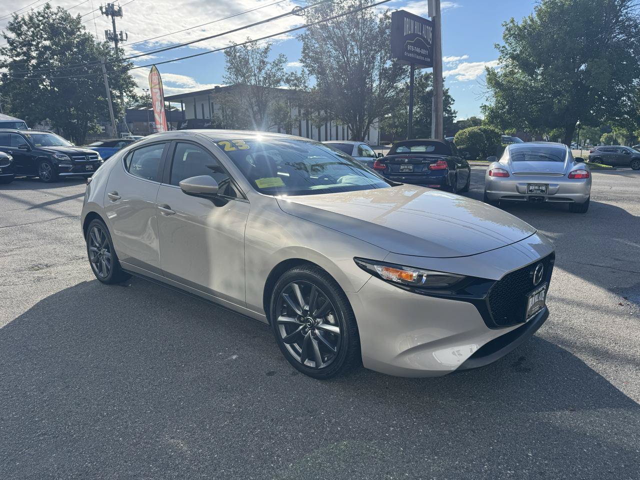 Used 2023 MAZDA MAZDA3 s FWD image 8
