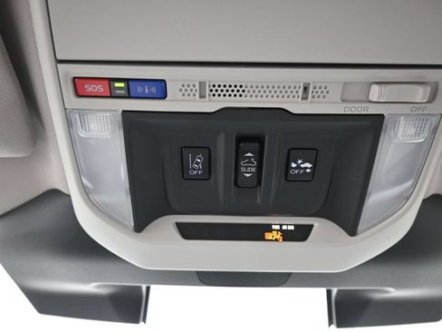 Used 2024 Subaru Forester Premium AWD/4WD image 36
