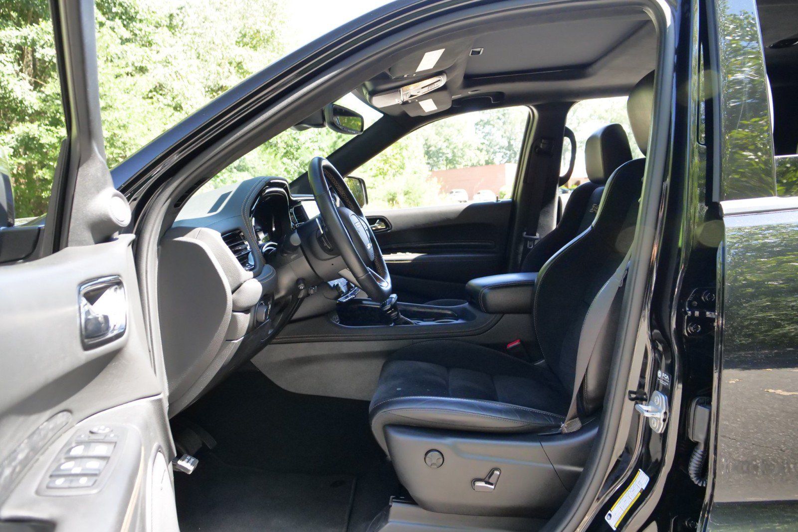 Used 2025 Dodge Durango R/T AWD/4WD image 27