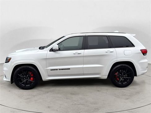 Used 2020 Jeep Grand Cherokee SRT image 2