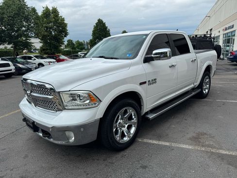 Used 2014 RAM 1500 Laramie w/ Convenience Group AWD/4WD image 28