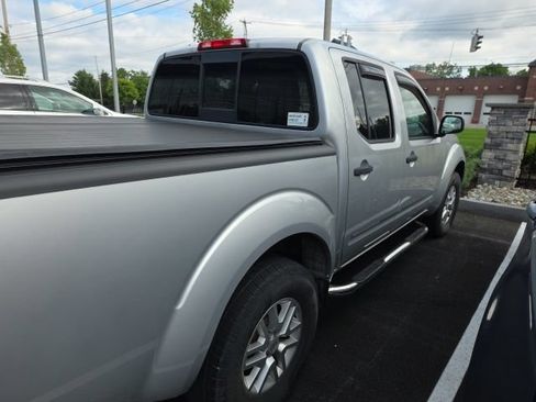 Used 2016 Nissan Frontier SV AWD/4WD image 2