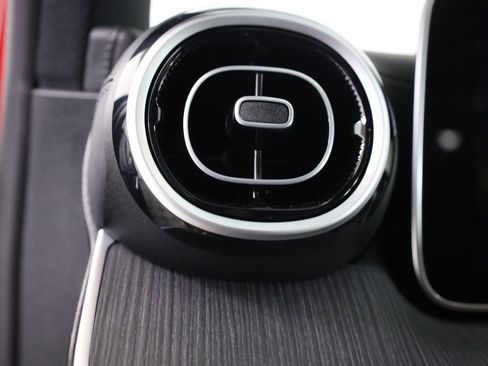 Certified 2025 Mercedes-Benz C 300 4MATIC Sedan image 11