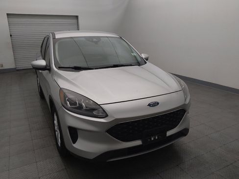 Used 2020 Ford Escape SE FWD image 14