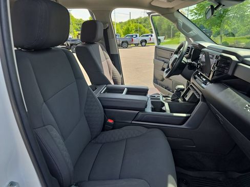 Used 2023 Toyota Tundra SR AWD/4WD image 12