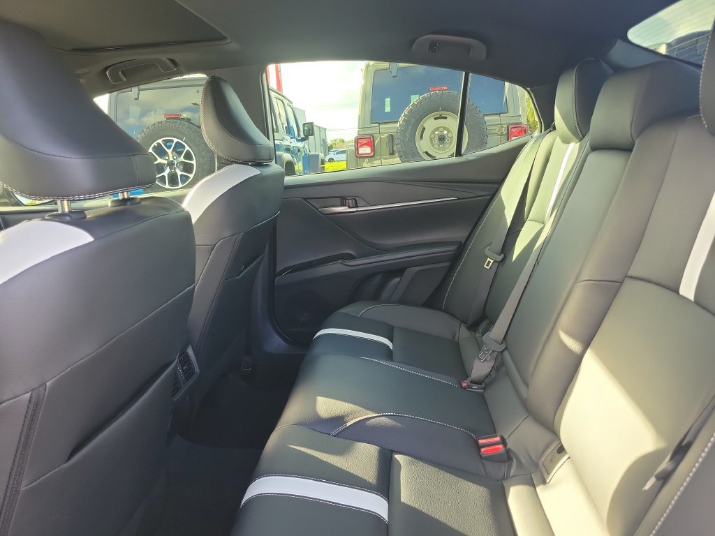 Used 2025 Toyota Camry SE w/ Multimedia Upgrade Package FWD image 15