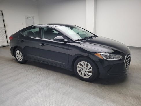 Used 2018 Hyundai Elantra SE FWD image 11