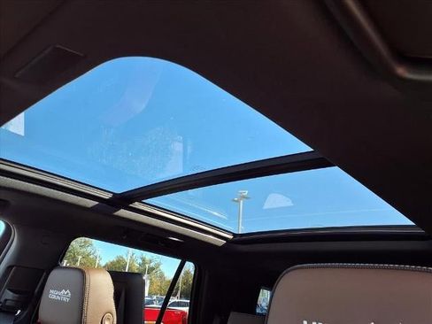 New 2026 Chevrolet Tahoe High Country image 21