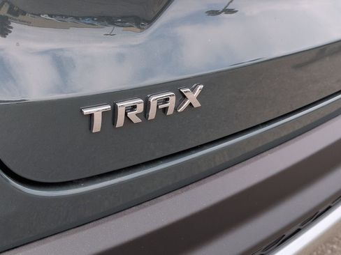 New 2026 Chevrolet Trax LT w/ Driver Confidence Package FWD image 33