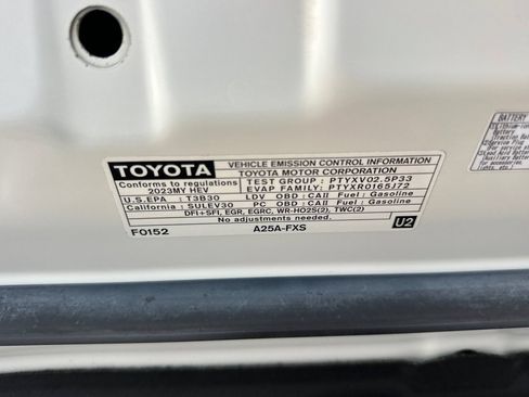 Certified 2023 Toyota Camry LE FWD image 33