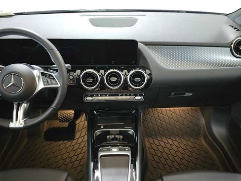 Certified 2026 Mercedes-Benz GLA 250 4MATIC image 19