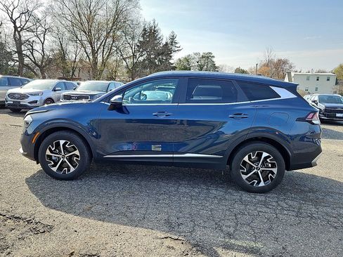 Certified 2023 Kia Sportage EX image 4