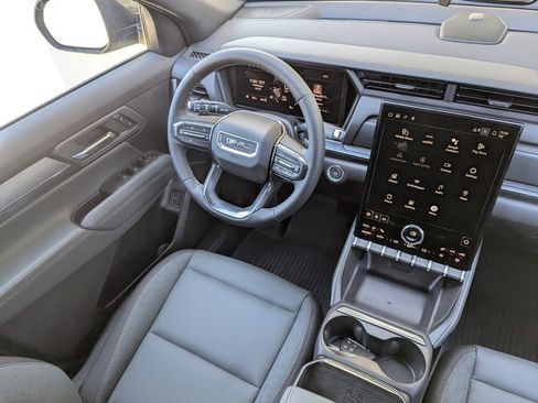 New 2026 GMC Terrain AT4 w/ LPO, Floor Liner Package image 17