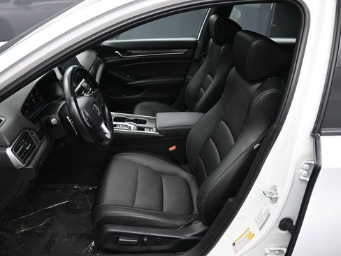 Certified 2022 Honda Accord Sport image 19