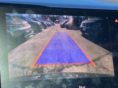 Used 2022 Audi e-tron GT Premium Plus image 13