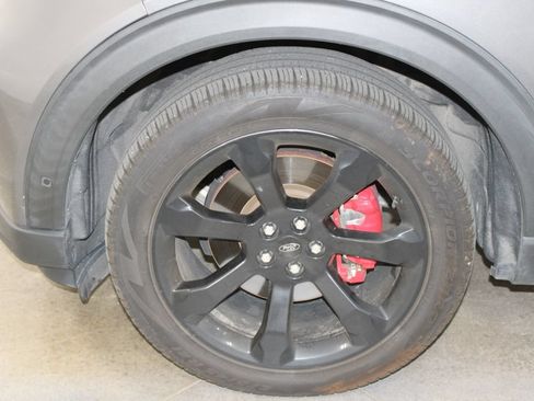 Used 2021 Ford Explorer ST w/ Equipment Group 401A AWD/4WD image 32