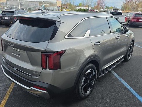 New 2026 Kia Sorento EX FWD image 9