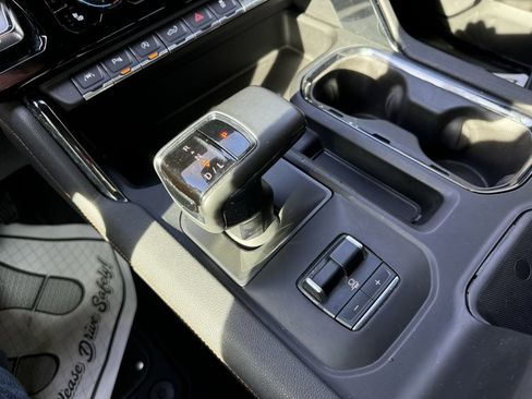 Used 2023 GMC Sierra 1500 AT4 w/ Technology Package image 26