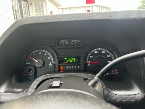 Used 2012 Ford E-150 and Econoline 150 RWD image 11