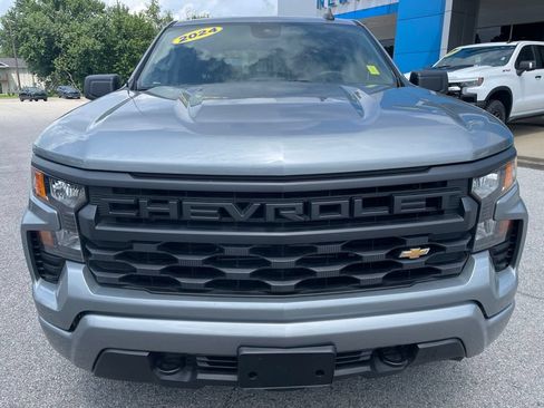 Used 2024 Chevrolet Silverado 1500 Custom AWD/4WD image 2