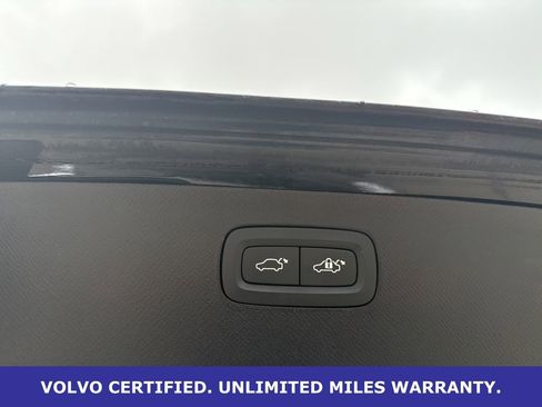 Certified 2023 Volvo XC90 B6 Plus w/ Protection Package Premier AWD/4WD image 8