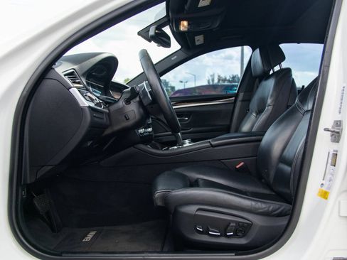 Used 2016 BMW 528i Sedan RWD image 18
