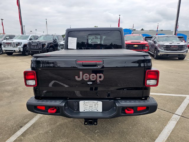 Used 2023 Jeep Gladiator Rubicon w/ Cold Weather Group AWD/4WD image 5