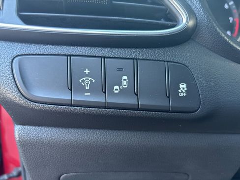 Used 2018 Hyundai Elantra GT w/ Style Package 02 image 39