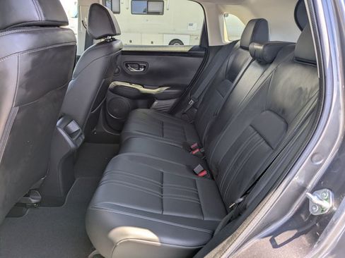 Used 2024 Honda HR-V EX-L image 18